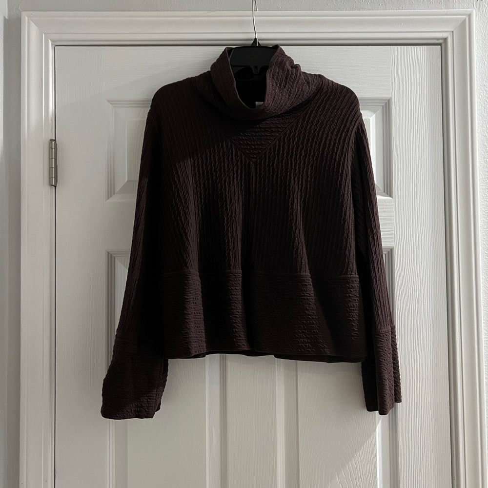 Lululemon Brown Textured Pullover